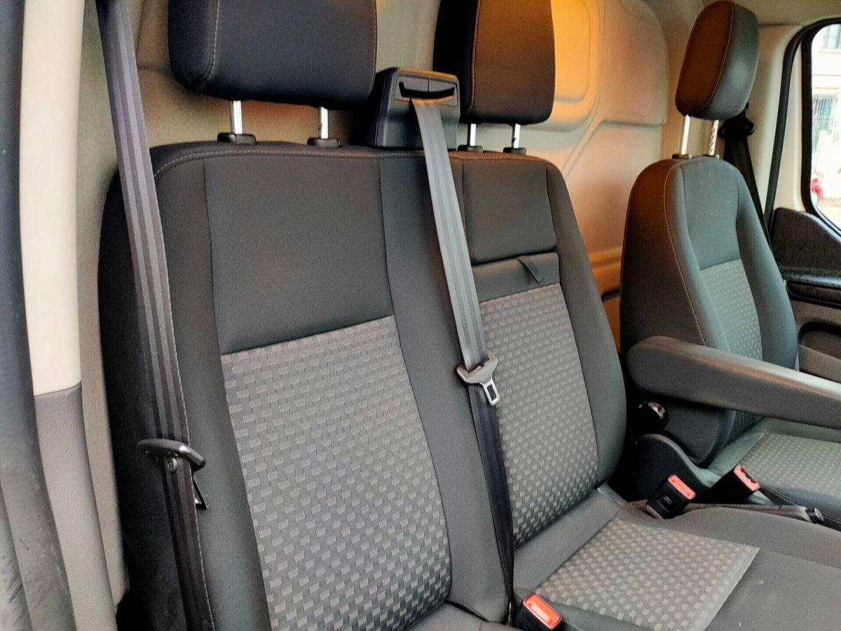 Ford Transit Custom Furgone 320 2.0 EcoBlue 130 PC Furgone Trend (16)