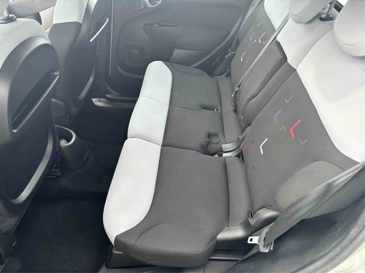 Fiat 500L Living 1.6 Multijet 105 CV Lounge (11)