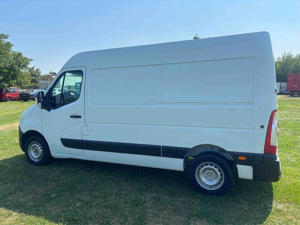 Renault Master Furgone T28 2.3 dCi/135 PC-TN Furgone Twin Turbo S&S E5 (2)