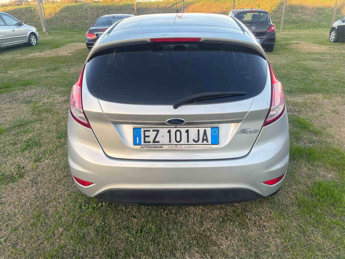 Ford Fiesta 1.5 TDCi 75CV 5 porte (4)