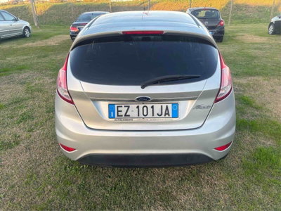 Ford Fiesta 1.5 TDCi 75CV 5 porte (4)