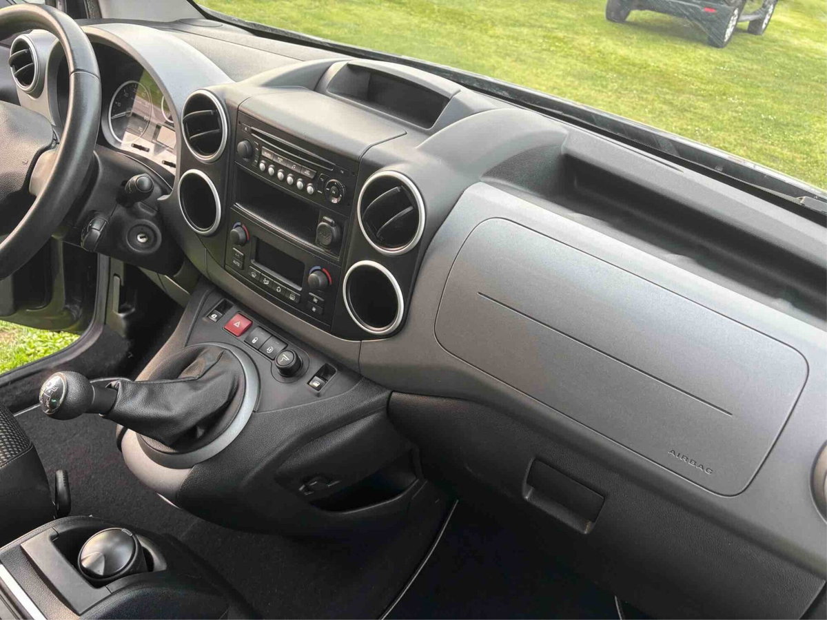Peugeot Partner BlueHDi 100 Active (9)