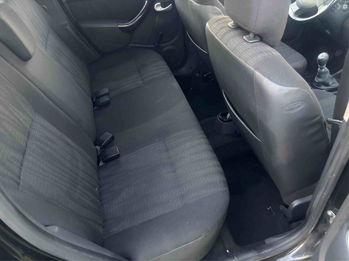Dacia Duster 1.5 dCi 110CV 4x2 Ambiance (14)