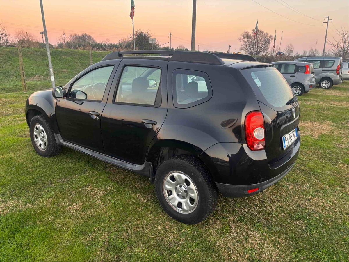 Dacia Duster 1.5 dCi 110CV 4x2 Ambiance (6)
