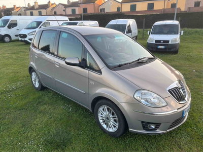 Lancia Musa 1.4 Oro Ecochic GPL (2)