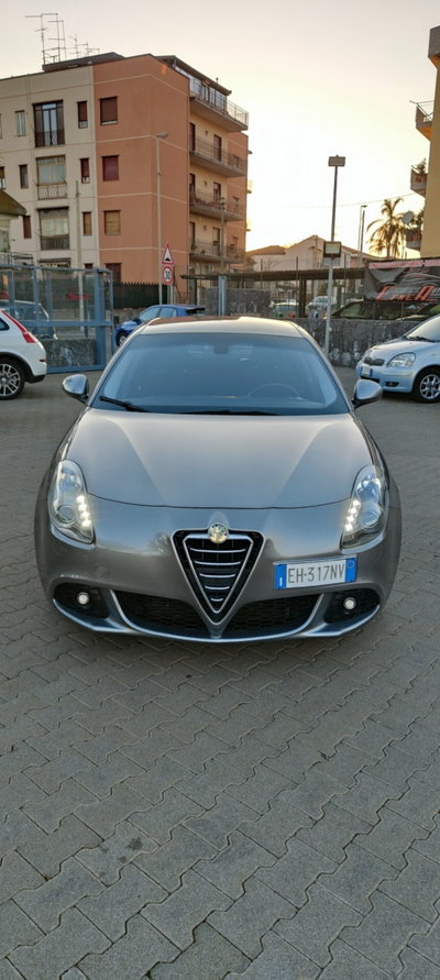 Alfa Romeo Giulietta 2.0 JTDm-2 Distinctive 140cv (2)