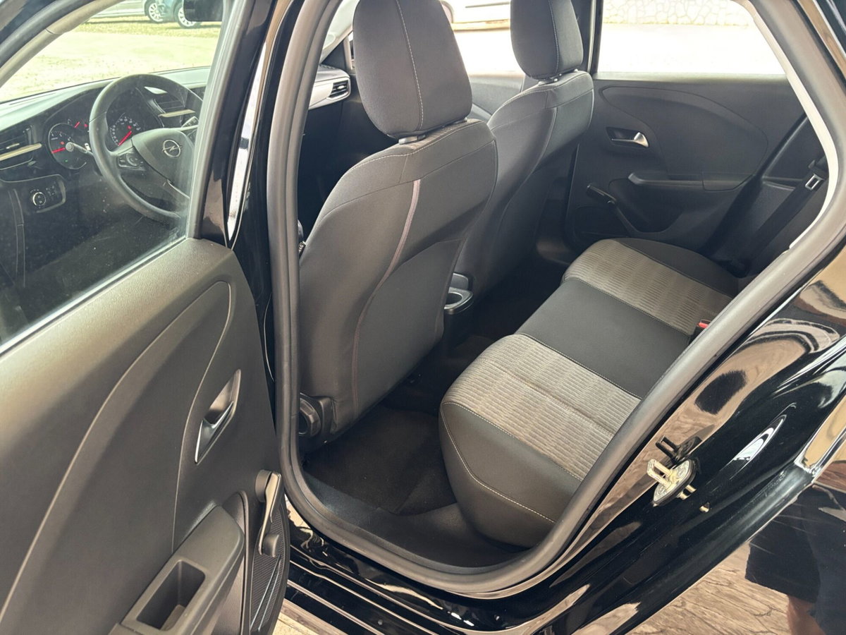 Opel Corsa 1.2 Edition (11)