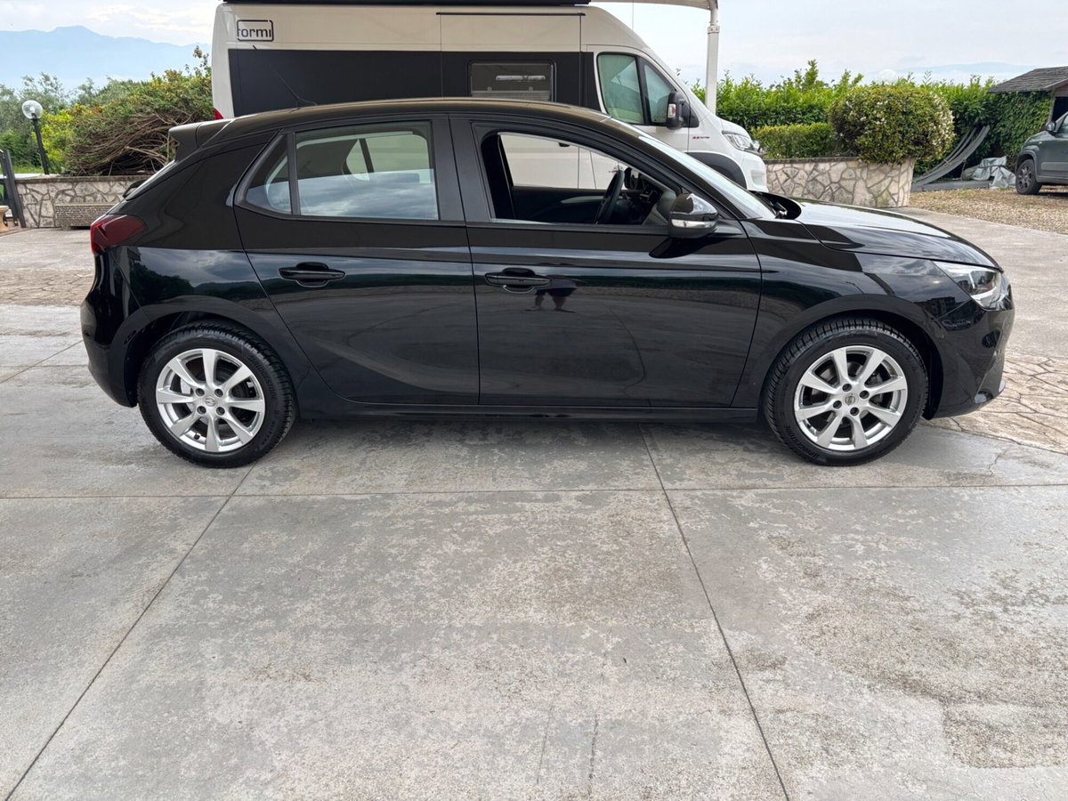 Opel Corsa 1.2 Edition (4)