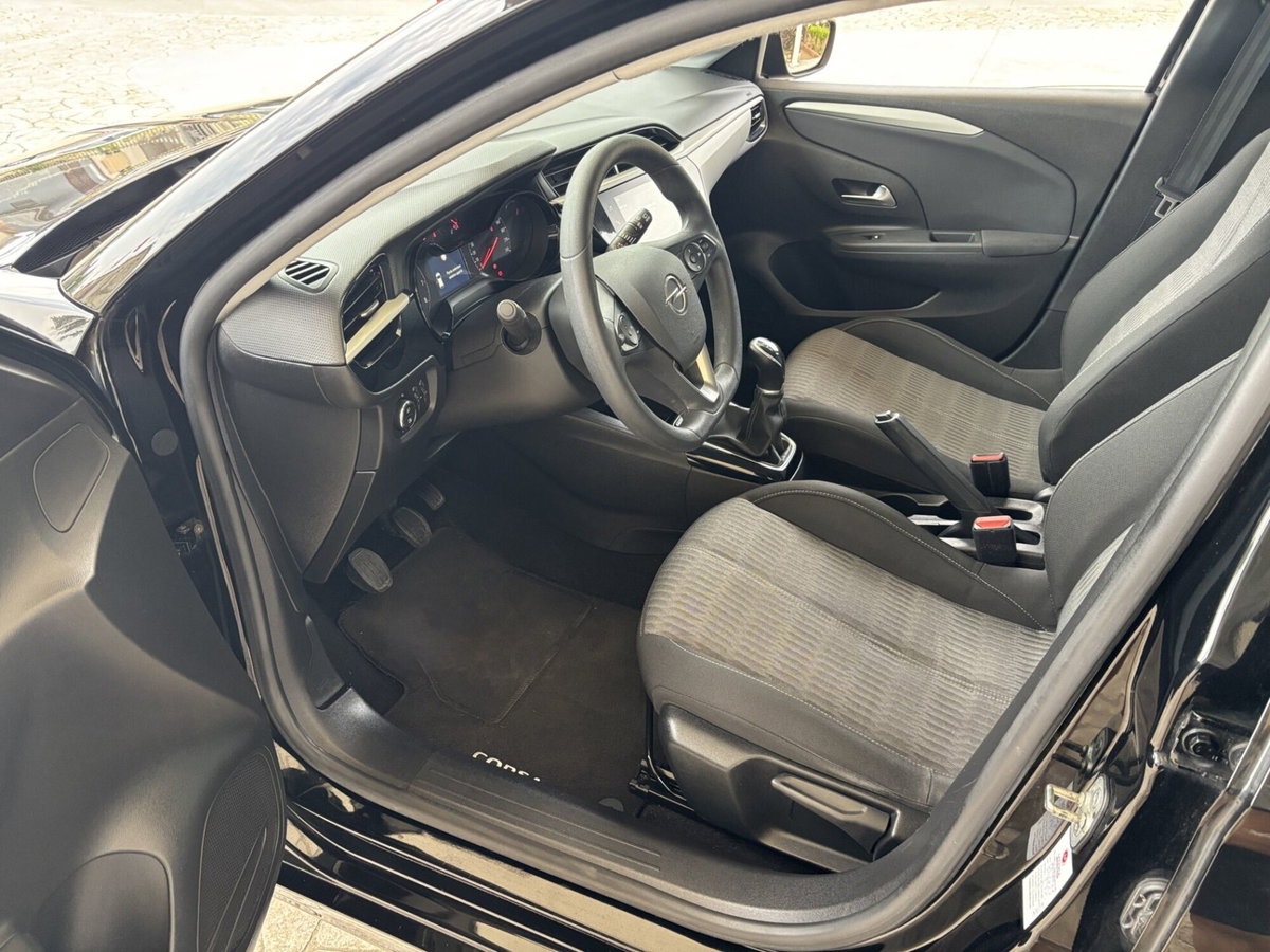 Opel Corsa 1.2 Edition (8)
