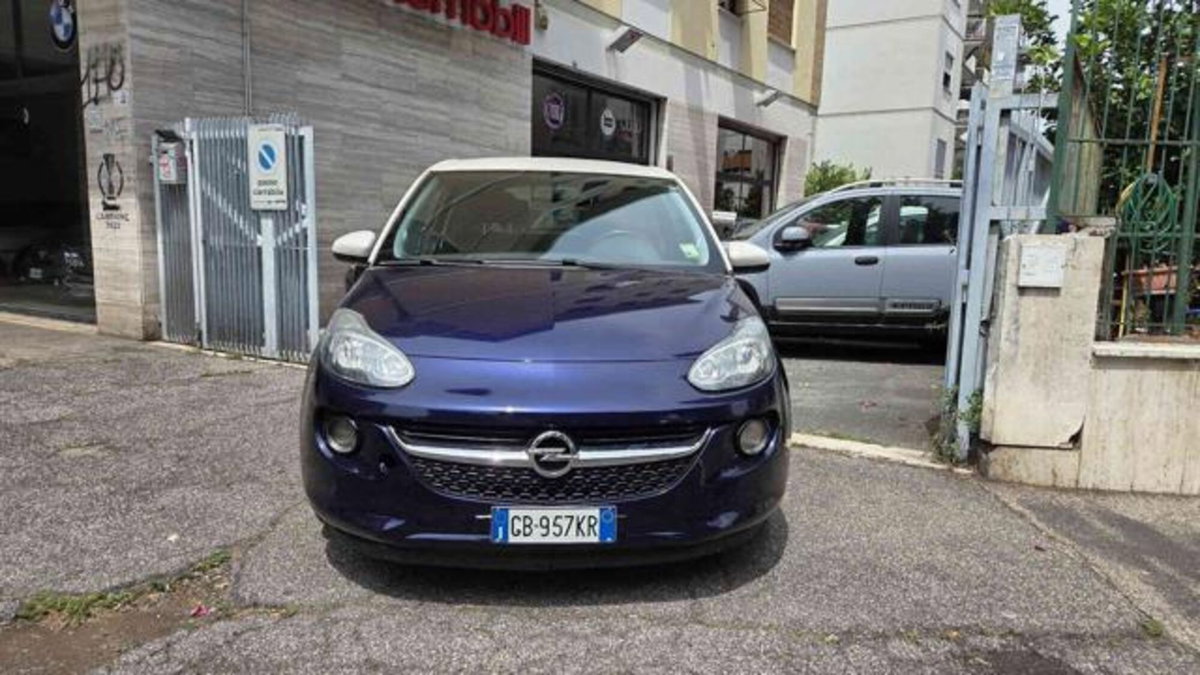 Opel Adam 1.2 70 CV Jam (3)