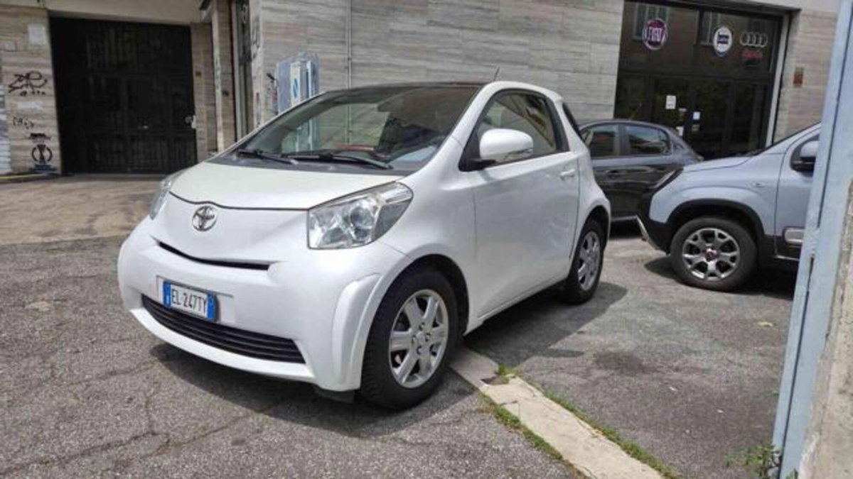 Toyota iQ 1.0 CVT Trend