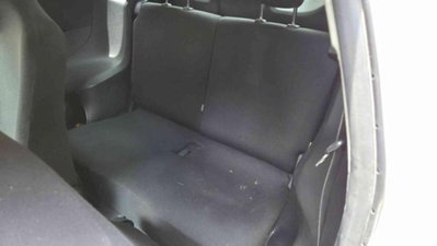 Toyota iQ 1.0 CVT Trend (11)