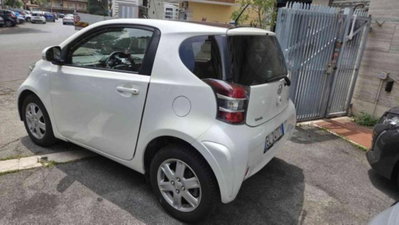 Toyota iQ 1.0 CVT Trend (6)