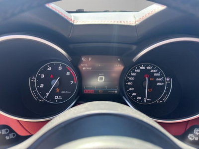 Alfa Romeo Stelvio Stelvio 2.0 Turbo 280 CV AT8 Q4 Executive (11)
