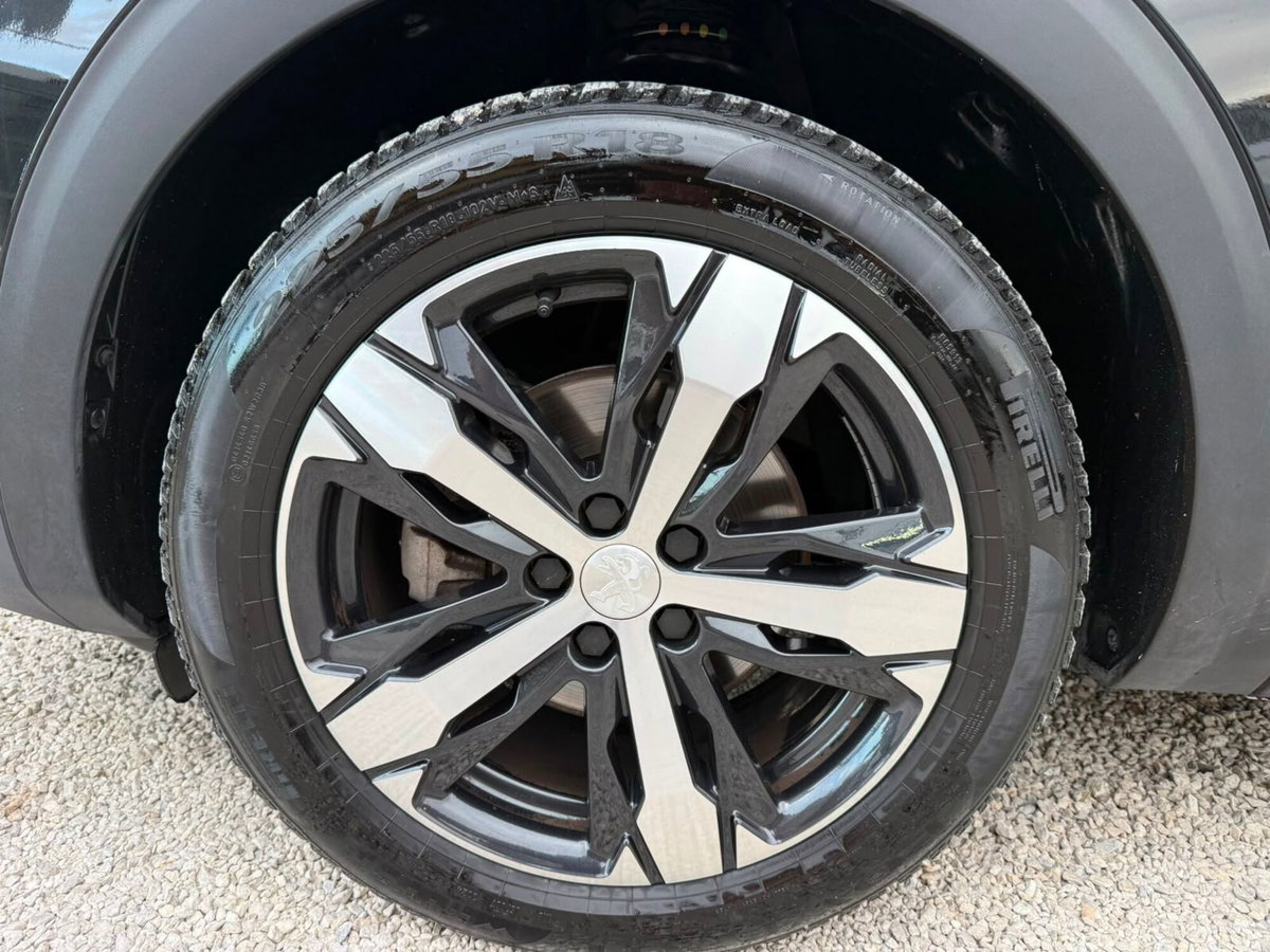 Peugeot 3008 BlueHDi 130 S&S Allure Pack (9)