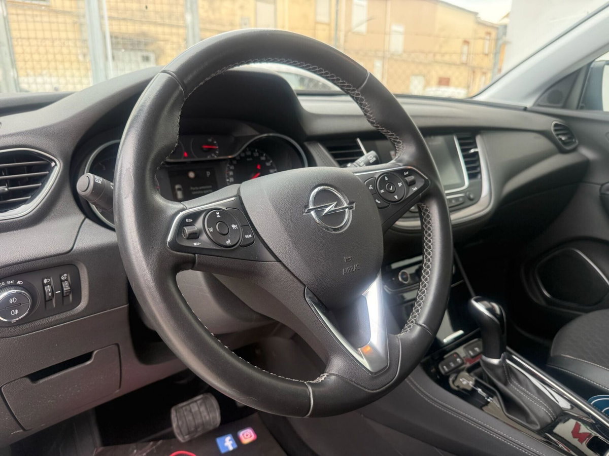 Opel Grandland X 1.5 diesel Ecotec Start&Stop Ultimate (15)