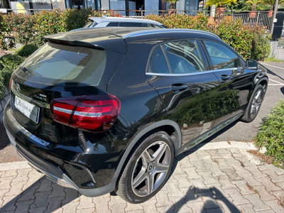 Mercedes-Benz GLA SUV 200 d Automatic 4Matic Premium (4)