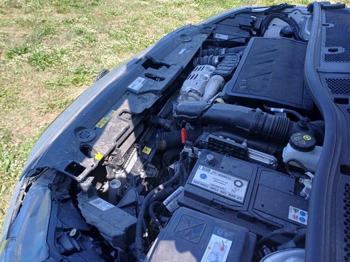 Opel Corsa 1.2 100 CV (11)