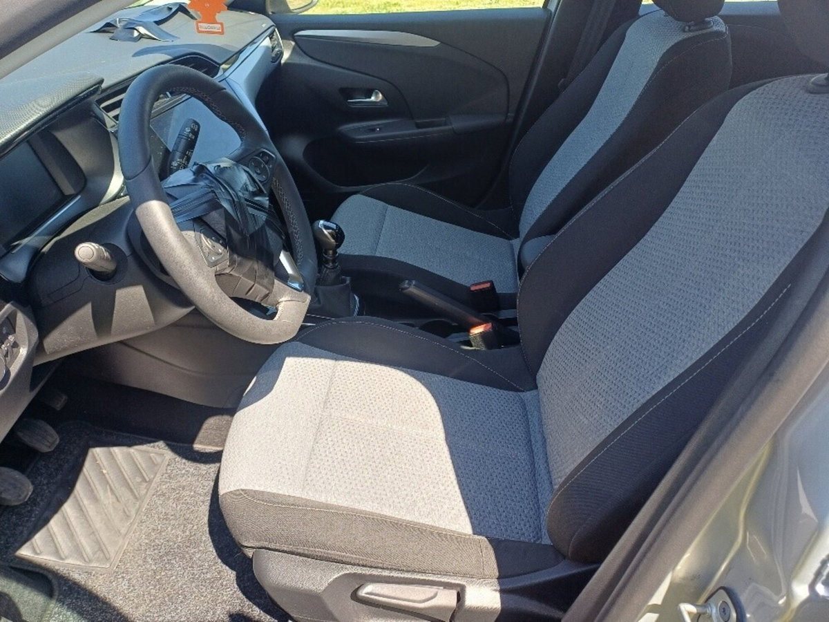 Opel Corsa 1.2 100 CV (15)