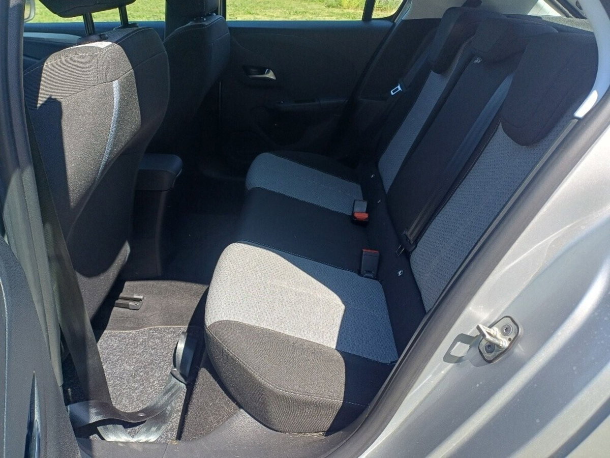 Opel Corsa 1.2 100 CV (16)