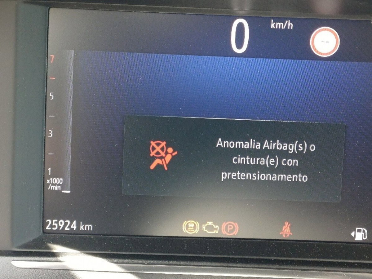 Opel Corsa 1.2 100 CV (19)