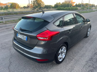 Ford Focus 1.6 120 CV GPL Plus (5)