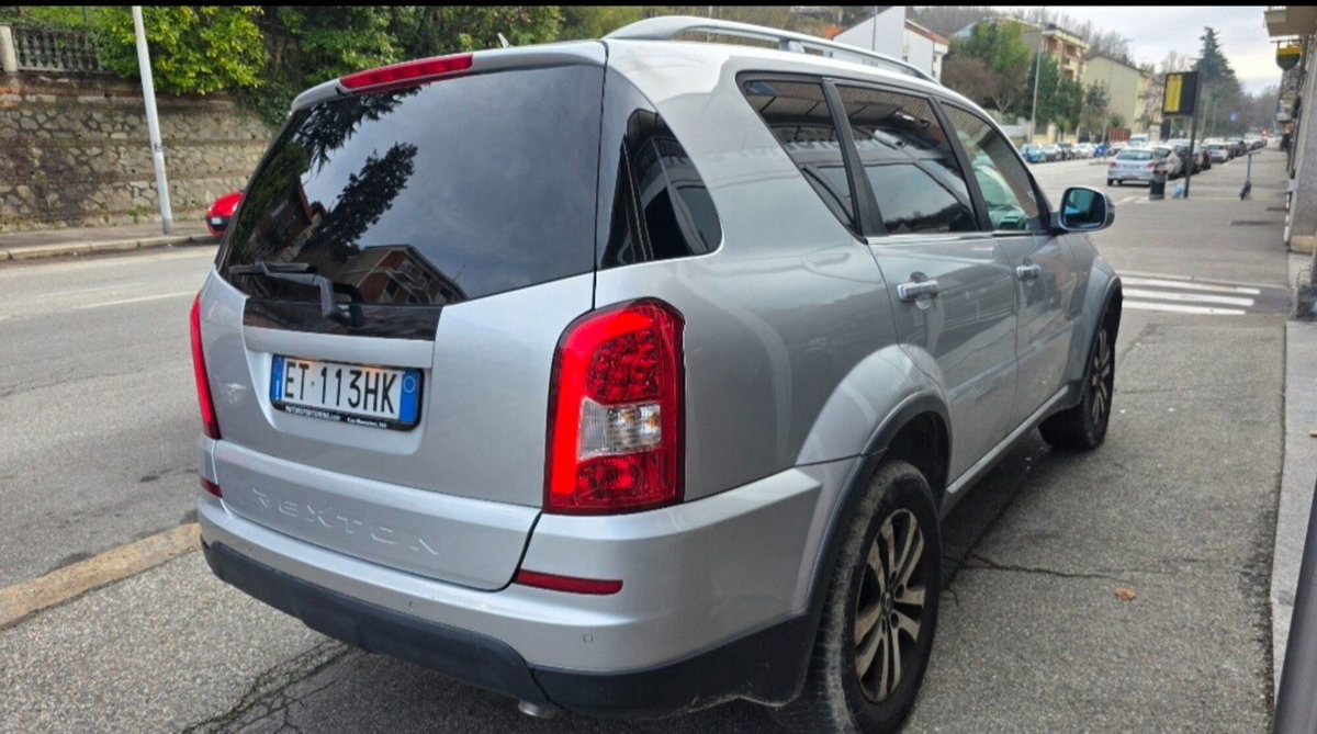 Ssangyong Rexton W Xdi 4WD A/T Classy (4)
