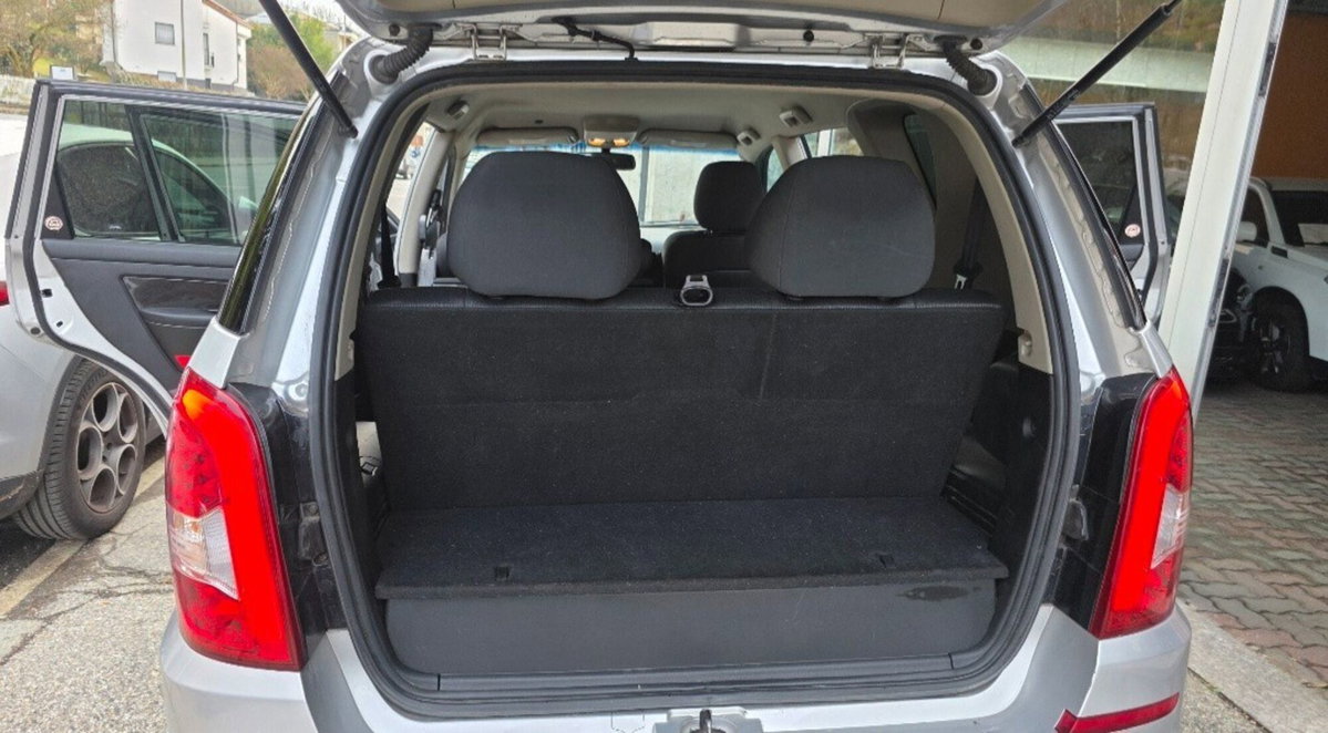 Ssangyong Rexton W Xdi 4WD A/T Classy (9)