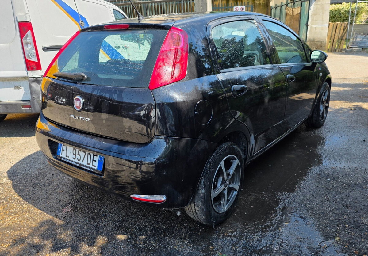 Fiat Punto 1.3 MJT II S&S 95 CV 5 porte Street (6)