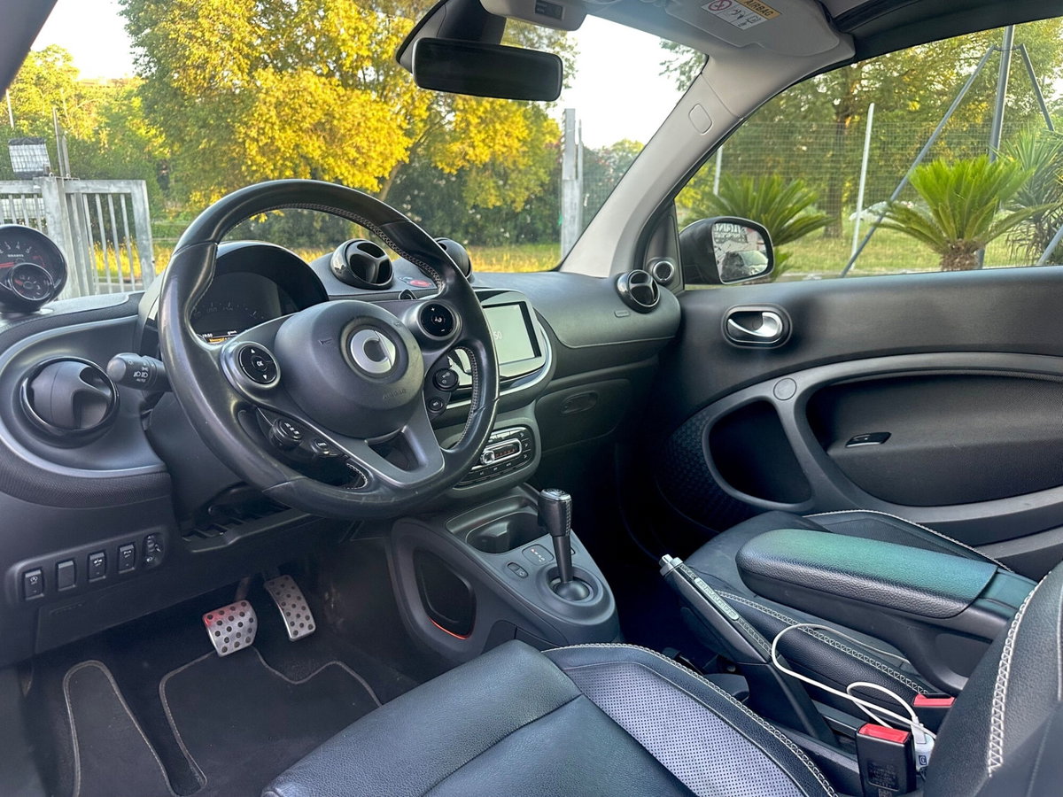 smart Fortwo Cabrio BRABUS 0.9 Turbo twinamic cabrio Xclusive (4)