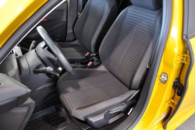 Peugeot 208 PureTech 100 Stop&Start EAT8 5 porte Active Pack (10)