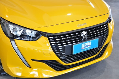 Peugeot 208 PureTech 100 Stop&Start EAT8 5 porte Active Pack (5)