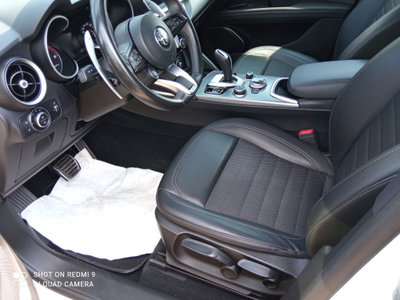 Alfa Romeo Stelvio Stelvio 2.2 Turbodiesel 190 CV AT8 Q4 Sprint (14)