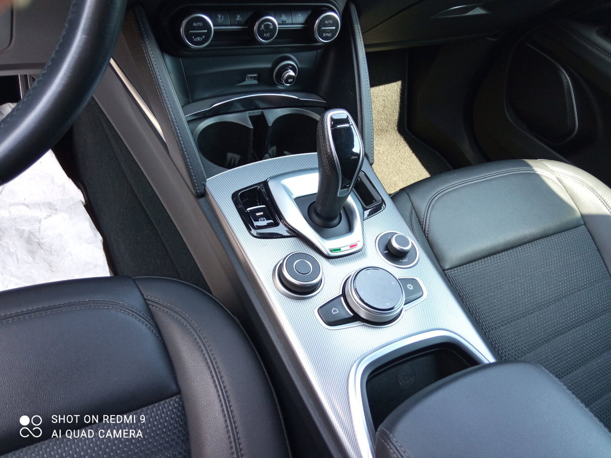 Alfa Romeo Stelvio Stelvio 2.2 Turbodiesel 190 CV AT8 Q4 Sprint (20)