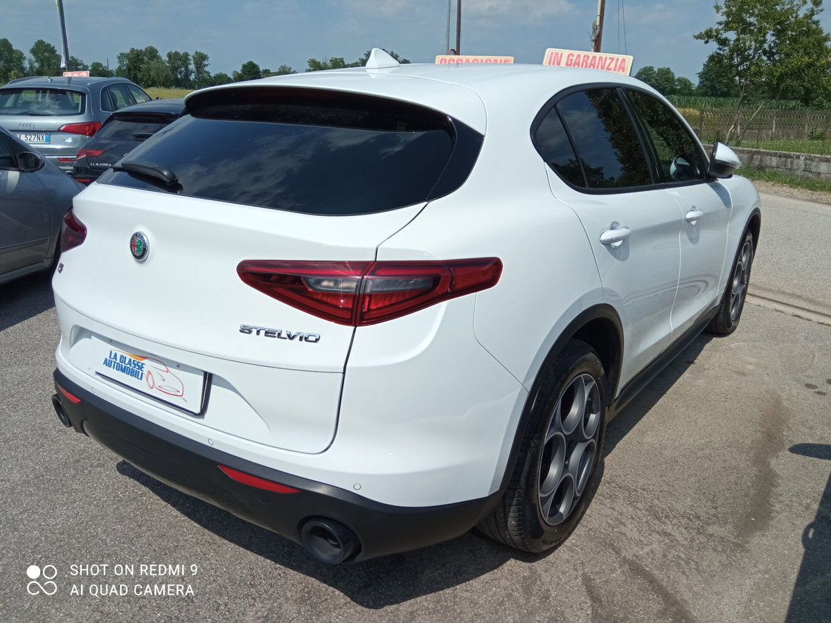 Alfa Romeo Stelvio Stelvio 2.2 Turbodiesel 190 CV AT8 Q4 Sprint (7)