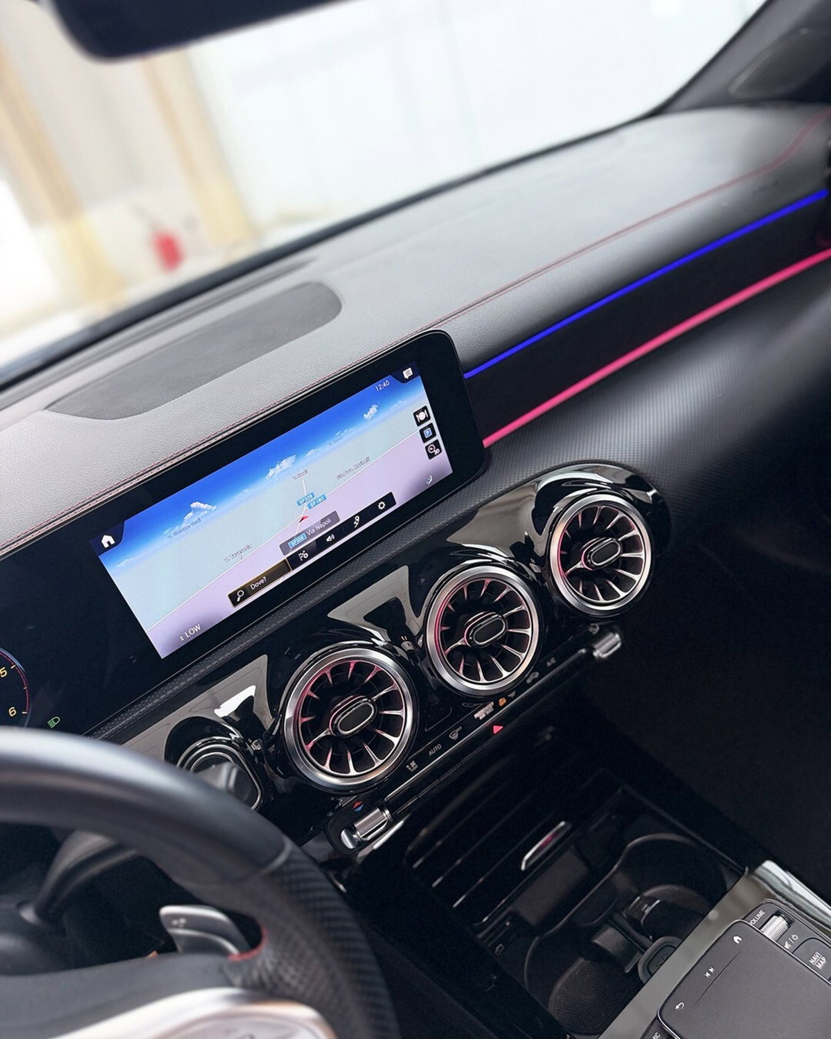 Mercedes-Benz CLA 200 d Automatic 4Matic Premium (12)