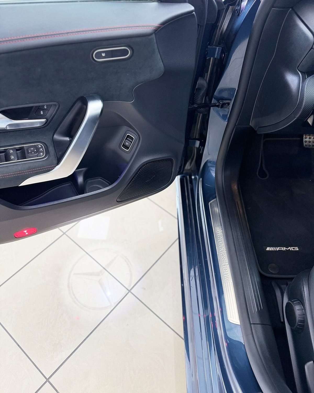 Mercedes-Benz CLA 200 d Automatic 4Matic Premium (5)