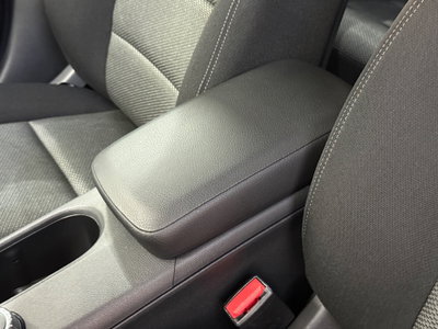Mercedes-Benz GLA SUV 180 d Automatic Business (19)