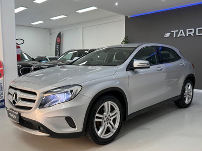 Mercedes-Benz GLA SUV 180 d Automatic Business (2)