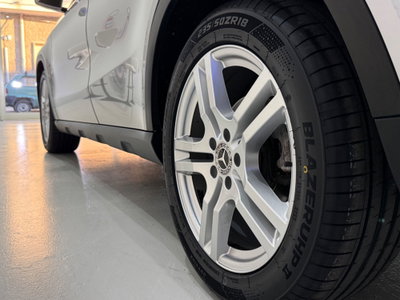 Mercedes-Benz GLA SUV 180 d Automatic Business (9)