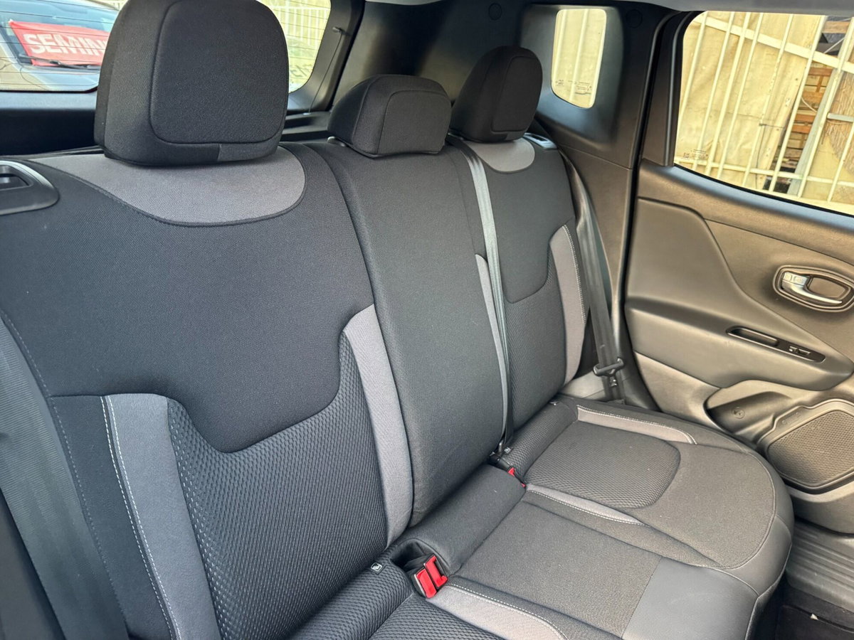 Jeep Renegade 1.6 Mjt 130 CV Limited (19)