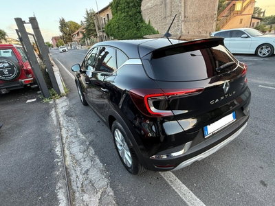 Renault Captur Mild Hybrid 140 CV Intens (10)