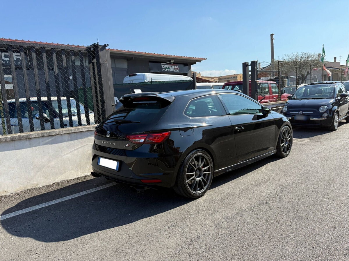 SEAT Leon SC 2.0 TSI 290 CV DSG 3p. Start/Stop Cupra (2)