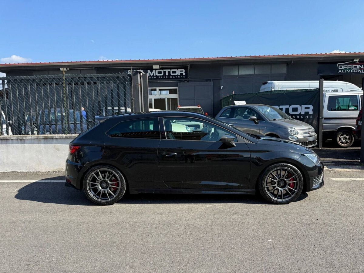 SEAT Leon SC 2.0 TSI 290 CV DSG 3p. Start/Stop Cupra (3)