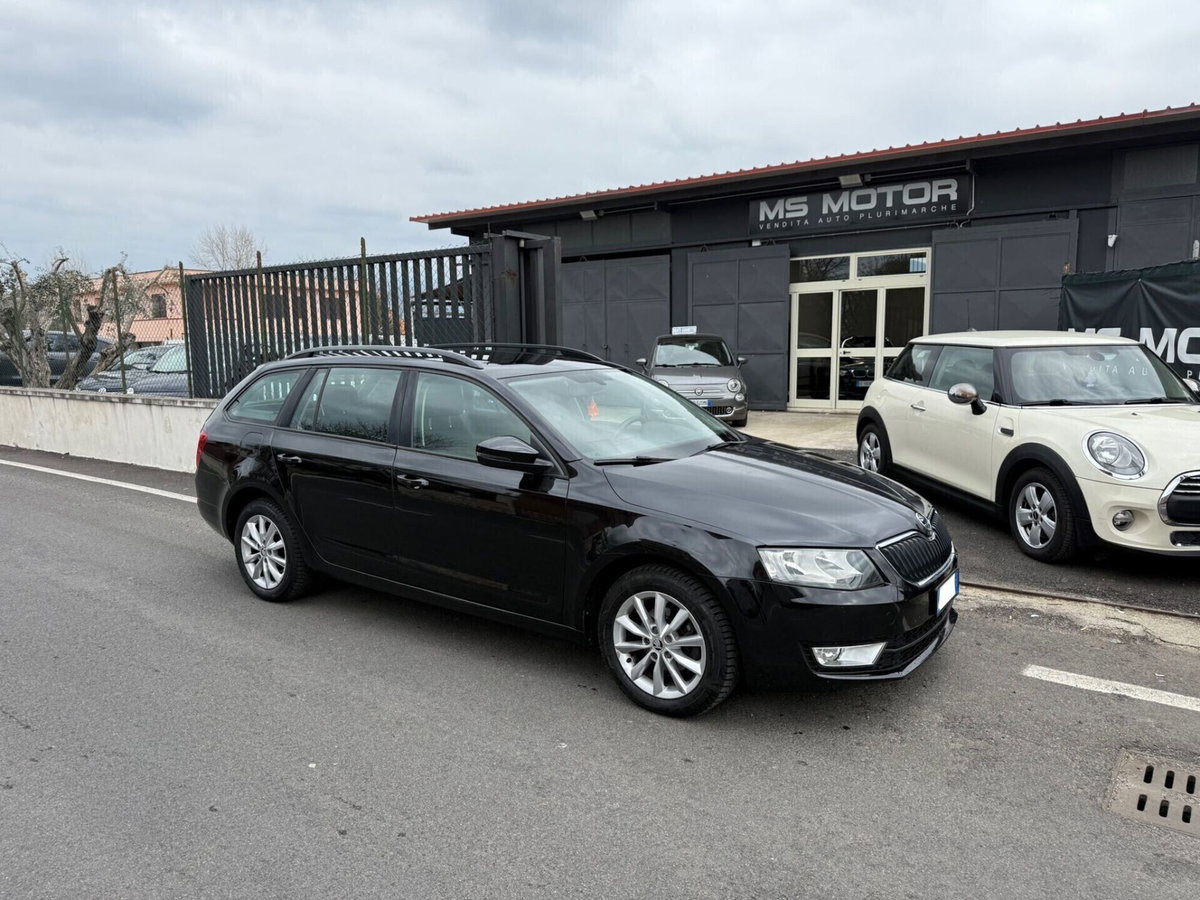 Skoda Octavia Station Wagon 1.6 TDI CR 105 CV Wagon Elegance