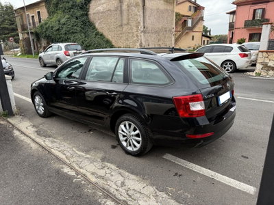 Skoda Octavia Station Wagon 1.6 TDI CR 105 CV Wagon Elegance (9)