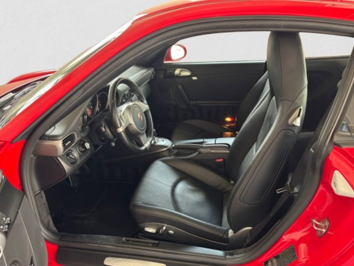 Porsche 911 Coupé Carrera 4 (10)