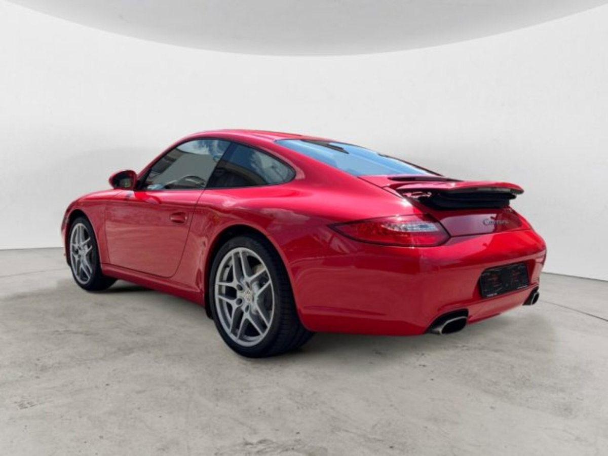 Porsche 911 Coupé Carrera 4 (3)
