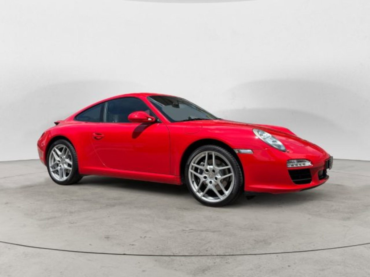 Porsche 911 Coupé Carrera 4 (6)