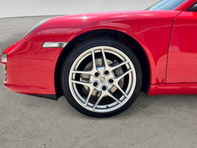 Porsche 911 Coupé Carrera 4 (8)
